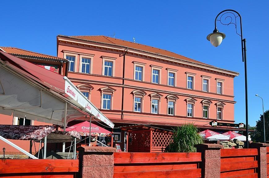 Grand Hotel Jaroměř מראה חיצוני תמונה